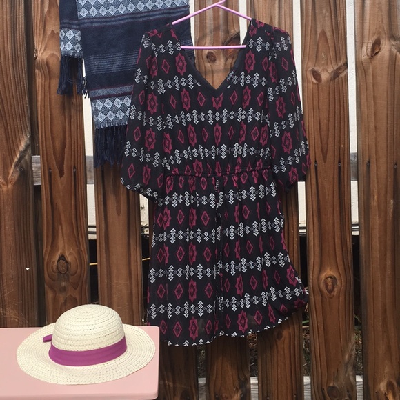 BeBop Black Flowy V Neck 3/4 Sleeves Dress Size L - Picture 5 of 5